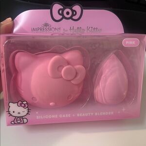 Hello Kitty Pink Silicone Case and Blender Set